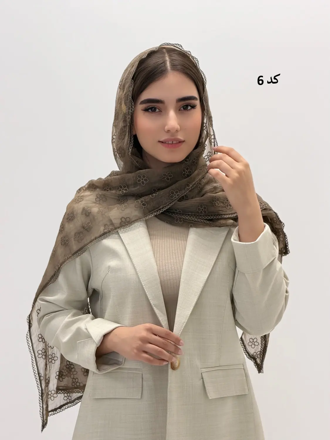 6815-شال آنی